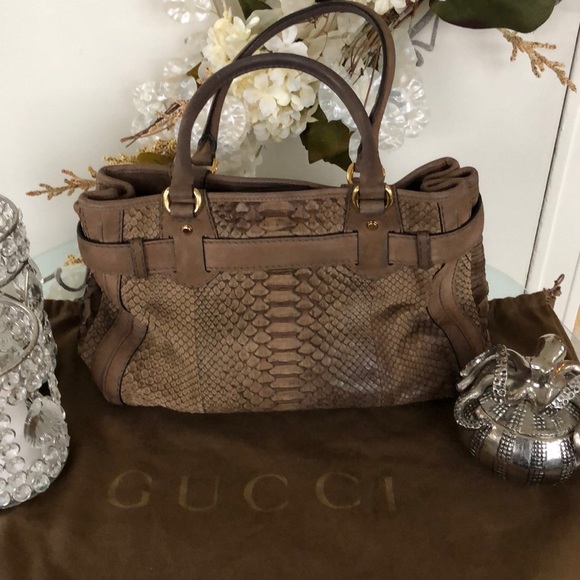 SALE Today onlyđź‘›!!!!!Gucci python running bag - Picture 2 of 8